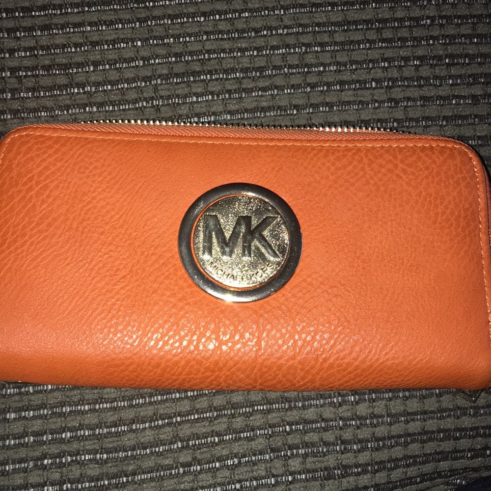 MK wallet